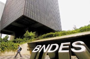 Leia mais sobre o artigo Ministério Público vai à Justiça por transparência no BNDES