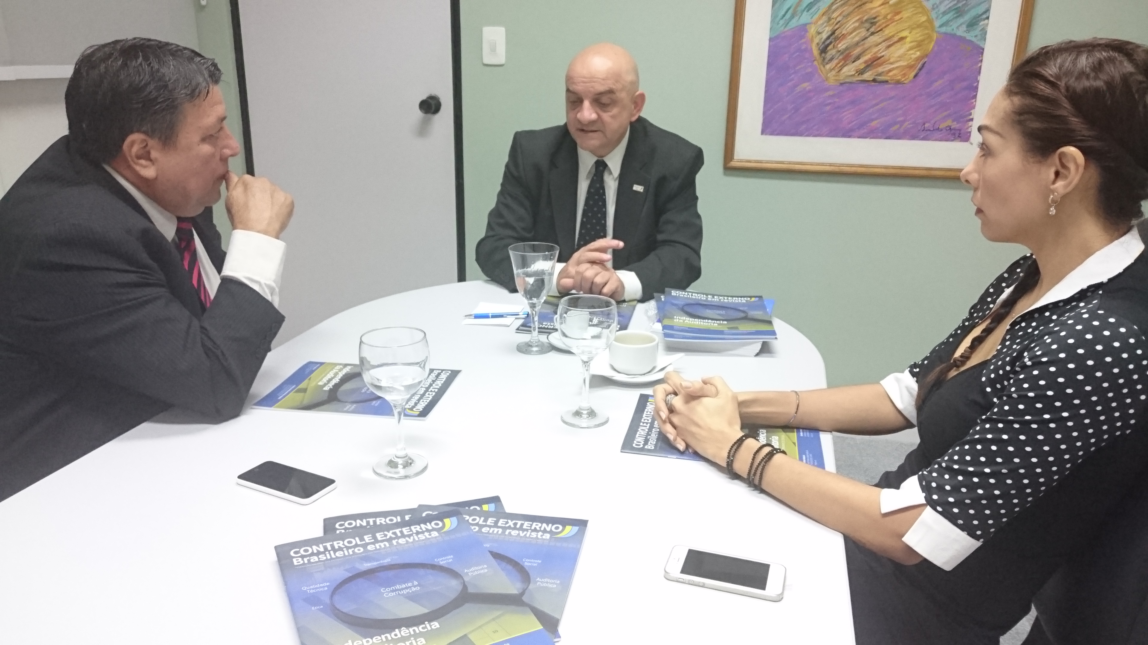 Leia mais sobre o artigo MPC recebe visita do presidente da Federação Nacional das Entidades dos Servidores dos Tribunais de Contas do Brasil
