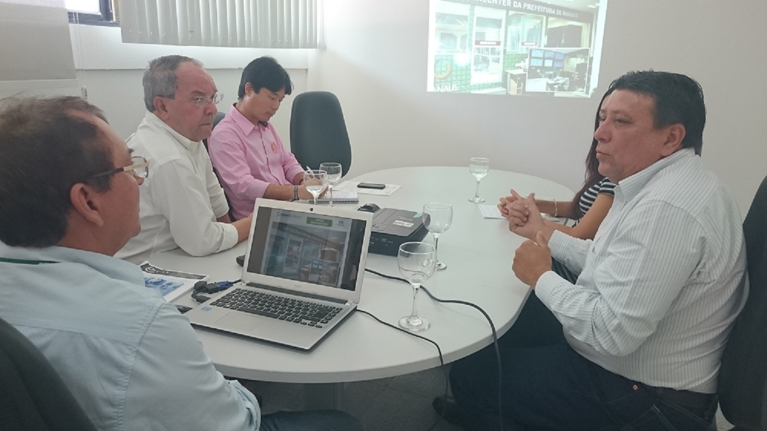 Leia mais sobre o artigo Procuradores se reúnem com secretário municipal de Finanças para conhecer novo Portal da Transparência de Manaus