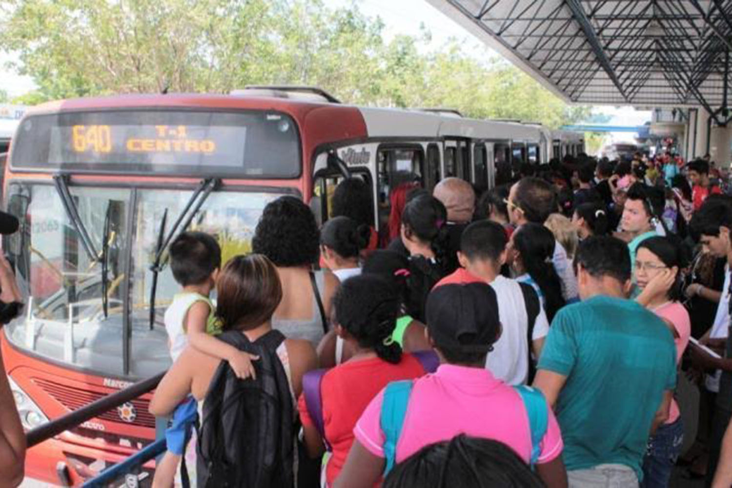 Leia mais sobre o artigo MPC recomenda que Prefeitura dê publicidade à planilha com dados sobre o sistema de transporte público, em Manaus