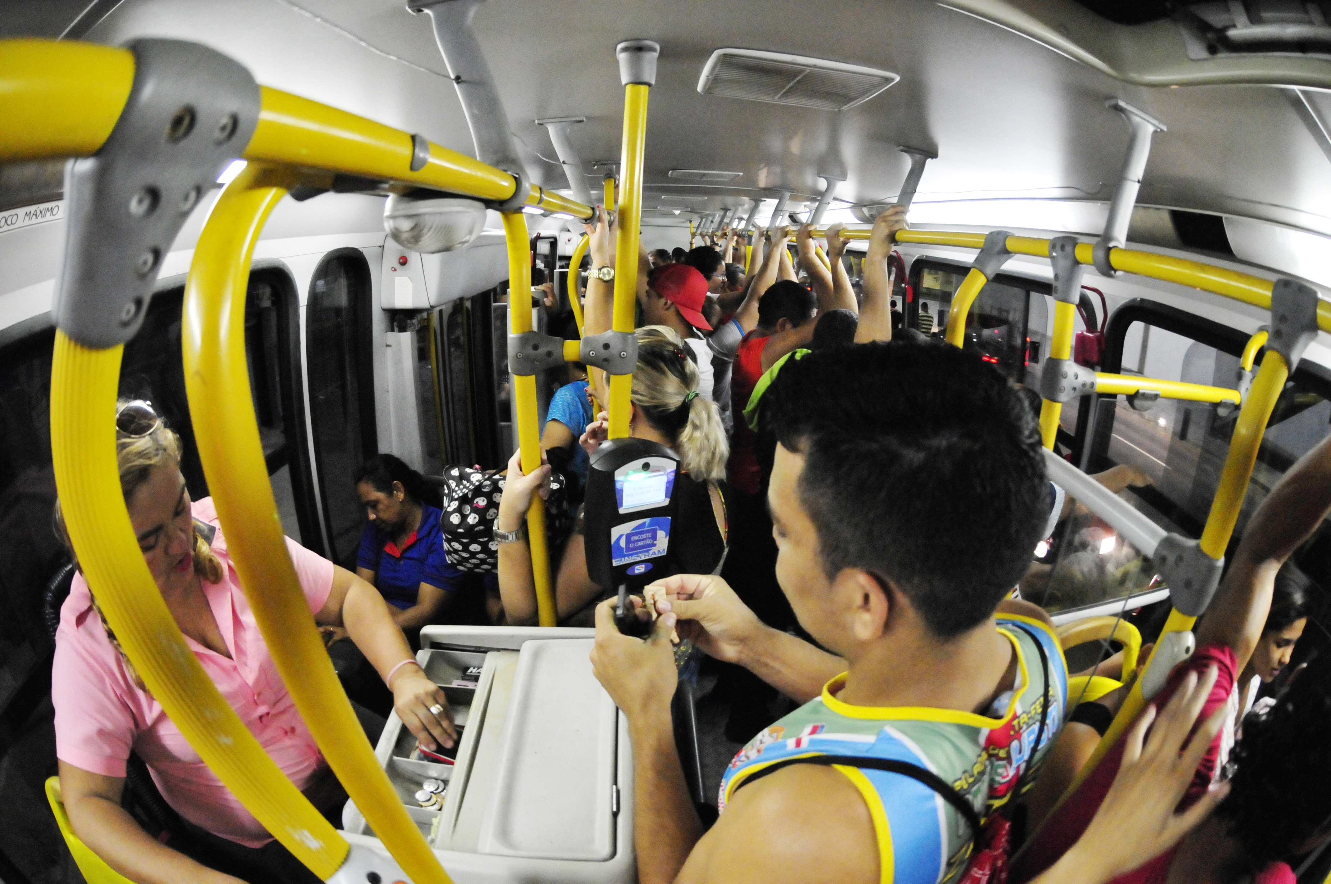 Leia mais sobre o artigo MPC pede que Tribunal de Contas suspenda reajustes da tarifa do transporte público, em Manaus
