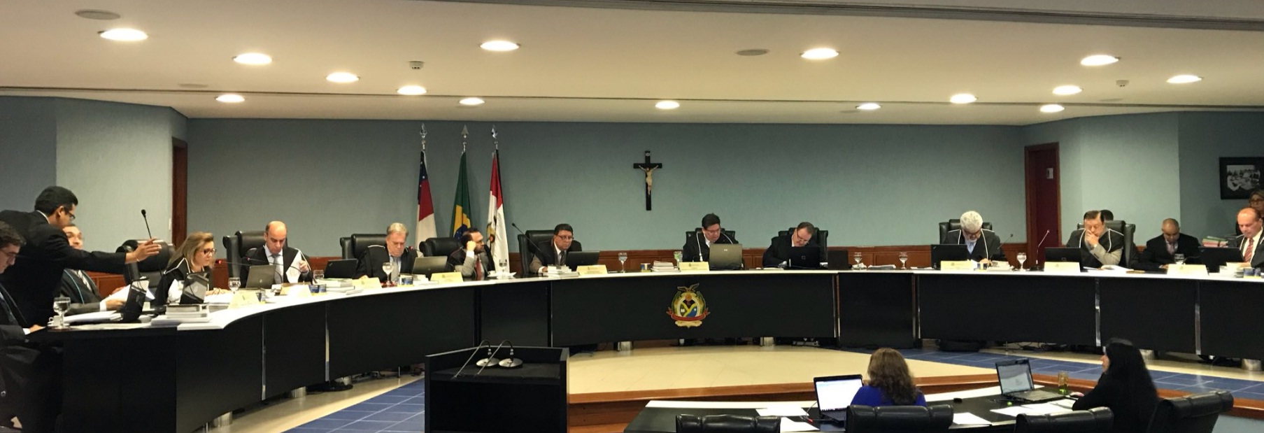 Leia mais sobre o artigo Tribunal emite parecer pela aprovação das contas do prefeito de Manaus, exercício de 2016