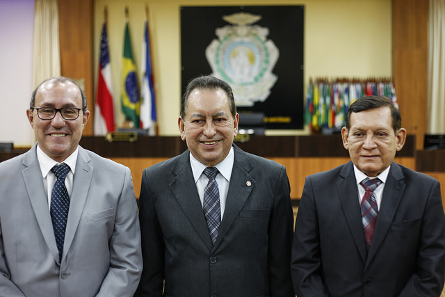 Leia mais sobre o artigo MPC-AM parabeniza nova Presidência do Tribunal de Justiça do Amazonas