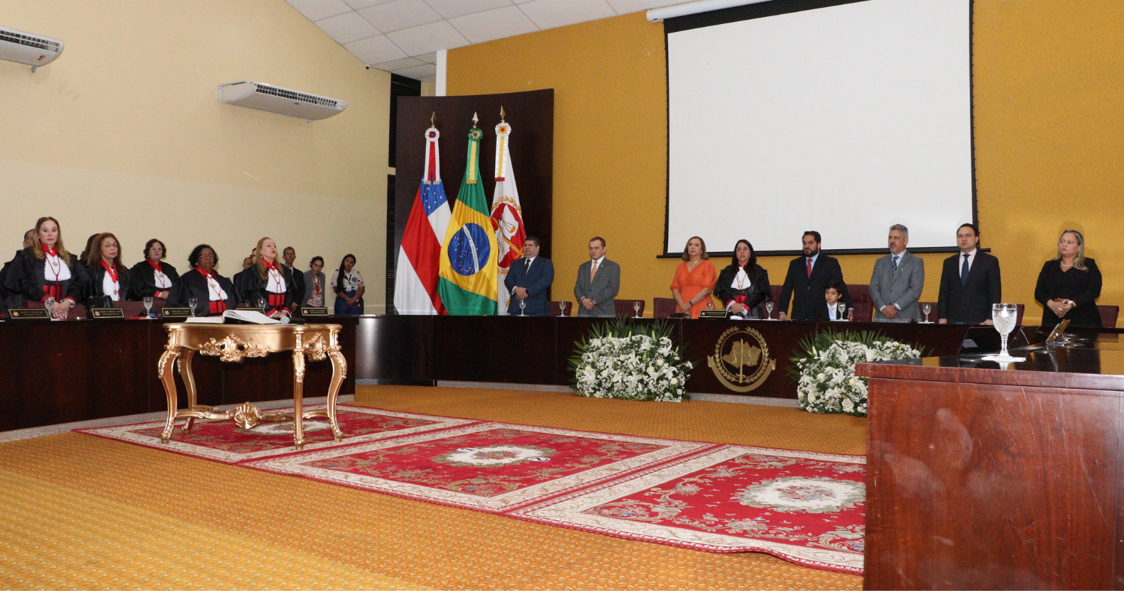 Procurador-geral do MPC prestigia posse da nova procuradora de Justiça do MP-AM