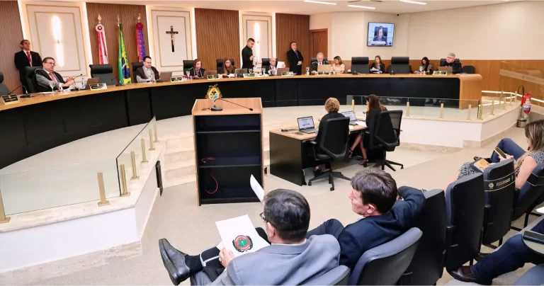 Representação interposta pelo MP de Contas alegando má gestão hídrica, ambiental e climática na bacia do rio Uatumã é julgada procedente