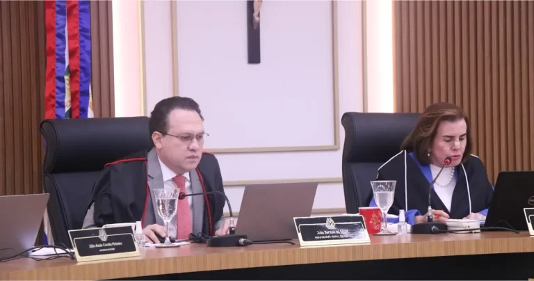 Representação interposta pelo MP de Contas apontando irregularidades na prestação de contas da Prefeitura de Humaitá é julgada procedente