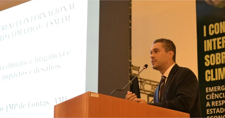 Procurador de Contas palestra na 1ª Conferência Internacional sobre Direito Climático, promovida pela Esmam