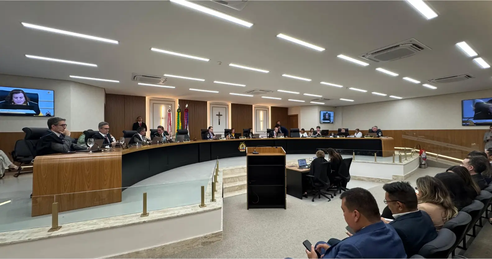 Leia mais sobre o artigo Representação do MPC-AM é julgada procedente em caso envolvendo a gestão do Hospital Nilton Lins durante pandemia