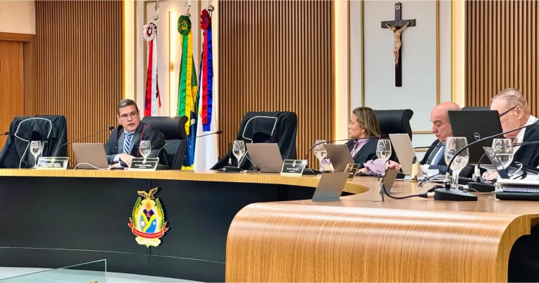 Ex-prefeito de Tefé deverá ressarcir mais de R$ 340 mil aos cofres públicos