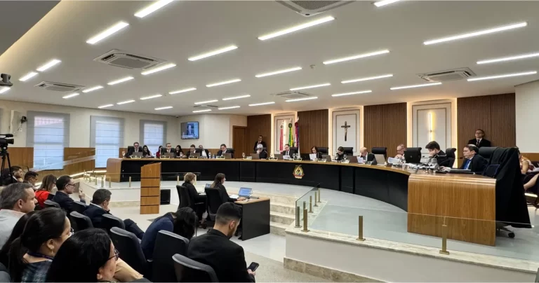 Ex-prefeito de Atalaia do Norte deverá ressarcir mais de R$ 19 milhões aos cofres públicos