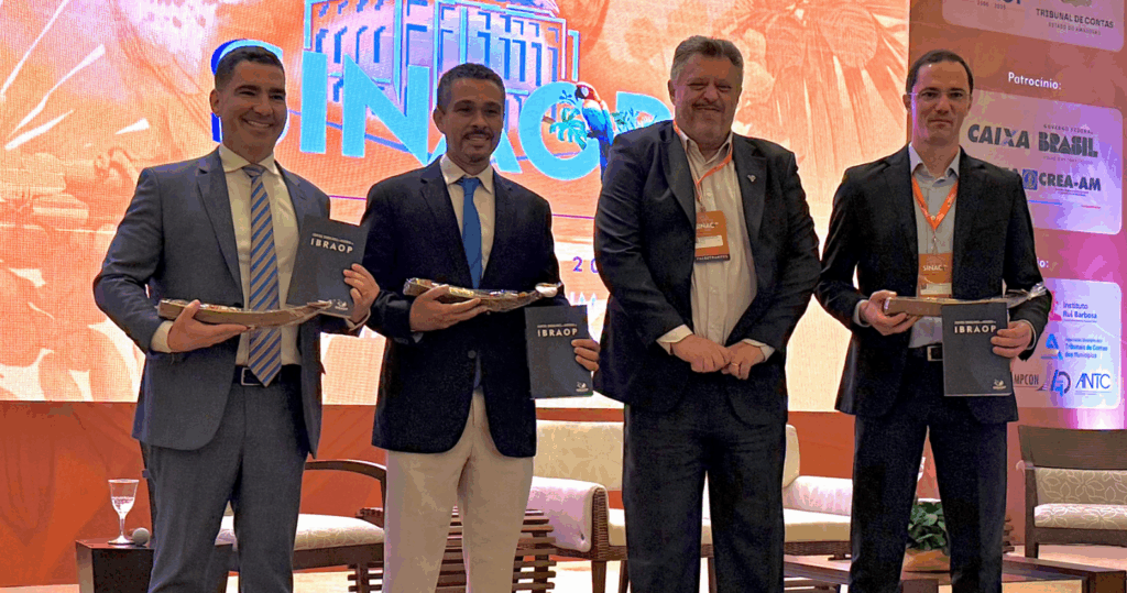 XXI SINAOP: Procurador divulga atuação para o clima do MPC-AM e TCE-AM a auditores de obras públicas do Brasil