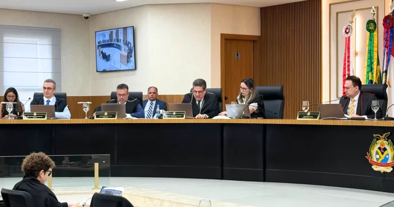 Ex-prefeito de Santo Antônio do Içá causa dano aos cofres públicos em quase R$ 100 mil