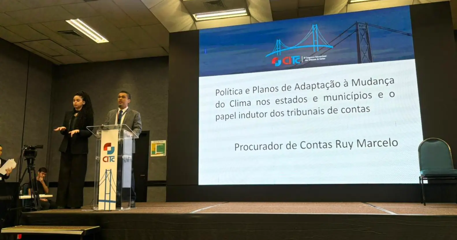 Leia mais sobre o artigo Procurador de Contas debate política de adaptação climática em congresso internacional dos Tribunais de Contas