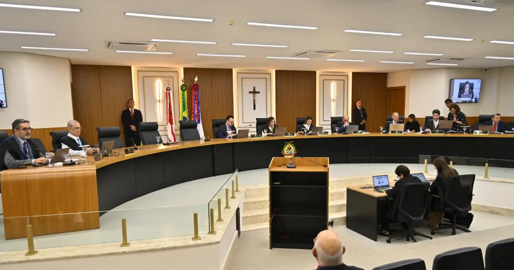 TCE-AM realiza primeira Sessão Ordinária de 2026