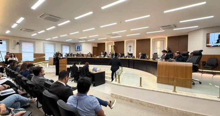 Representação do MPC-AM resulta na determinação de concurso público em Presidente Figueiredo pelo TCE-AM